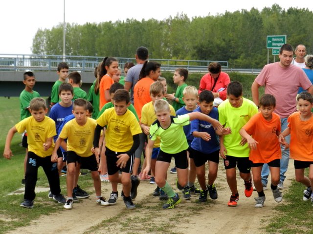 Diákolimpiai futóverseny 10